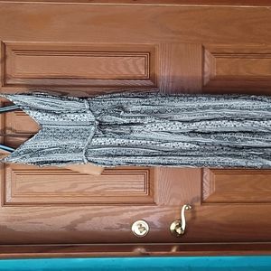 Forever 21 jumpsuit M